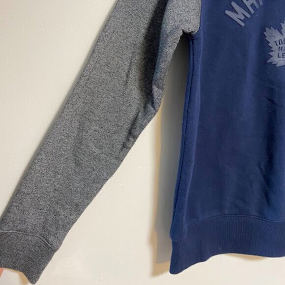 NHL Toronto Maple Leafs Youth Crewneck Sweatshirt Size XL (18/20) - Picture 6 of 7